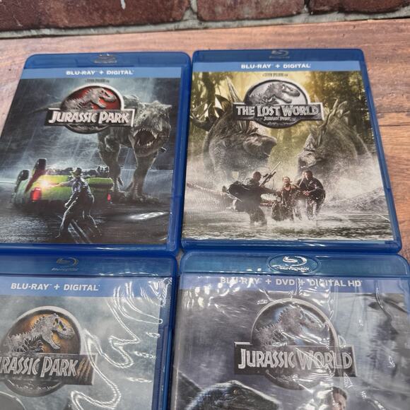 Jurassic Park Lot of 4 Blu-Rays + Digital Codes Movies 1-4 Steven Spielberg - Picture 2 of 6